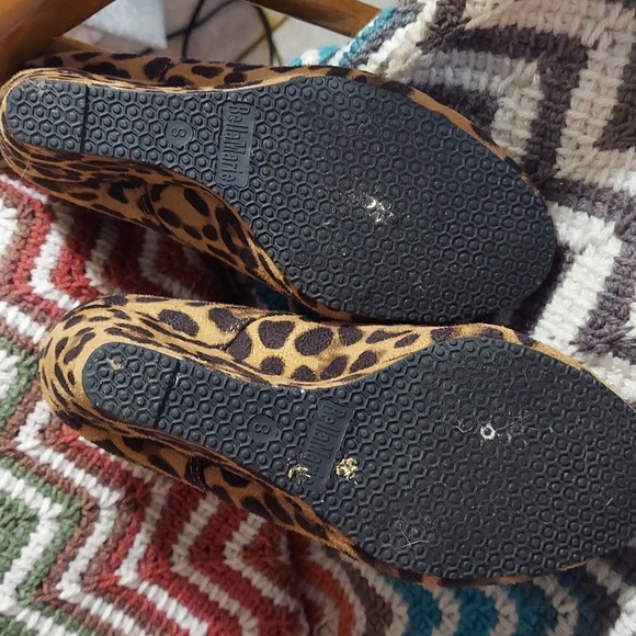 4 for $15 Bella Marie leopard print suede wedge heels size 8 women's - Picture 3 of 3